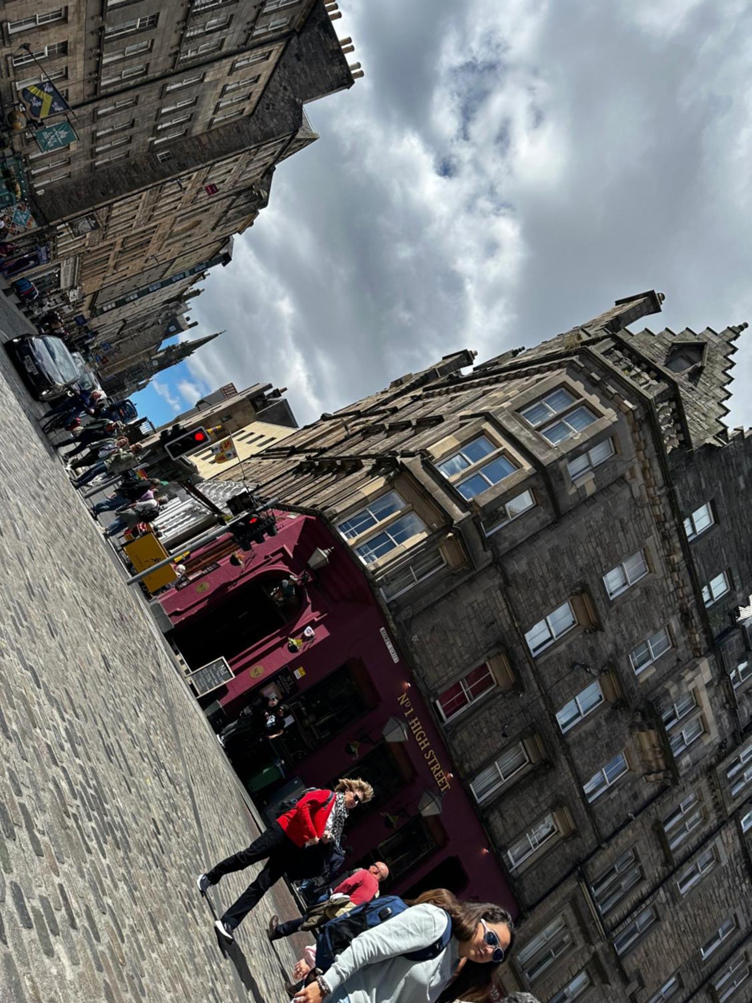 Old House In Central Of Old Town Edimburgo Exterior foto